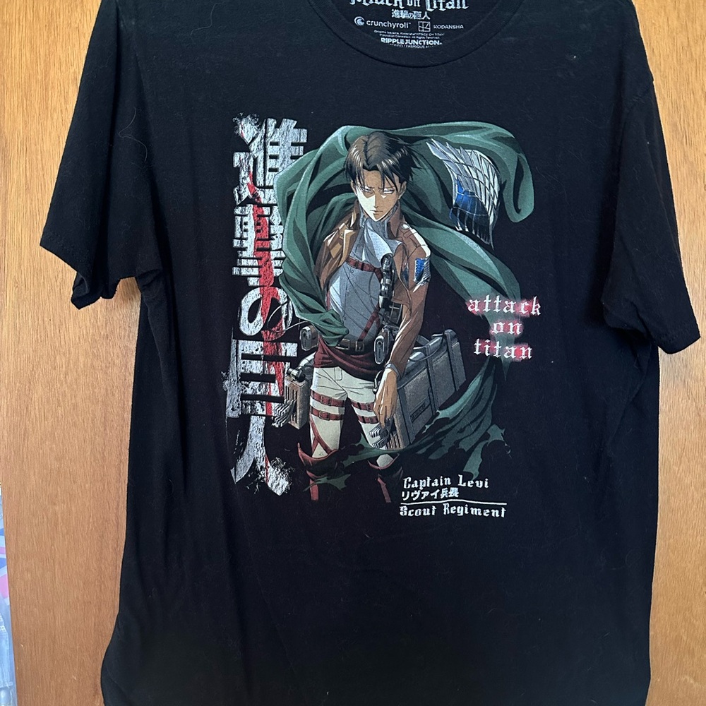 Attack on Titan Graphic T-Shirt 🖤